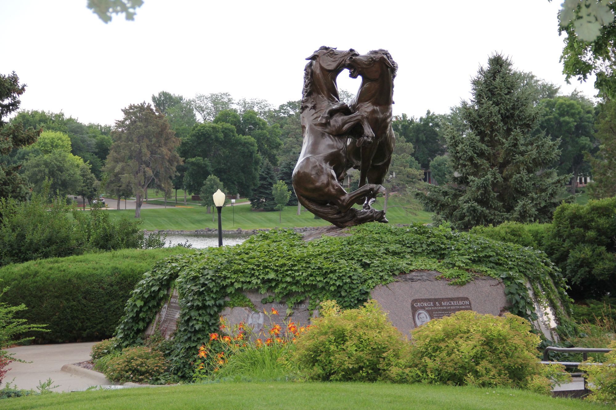 Sioux Falls Development Foundation remembers those lost 30 years later