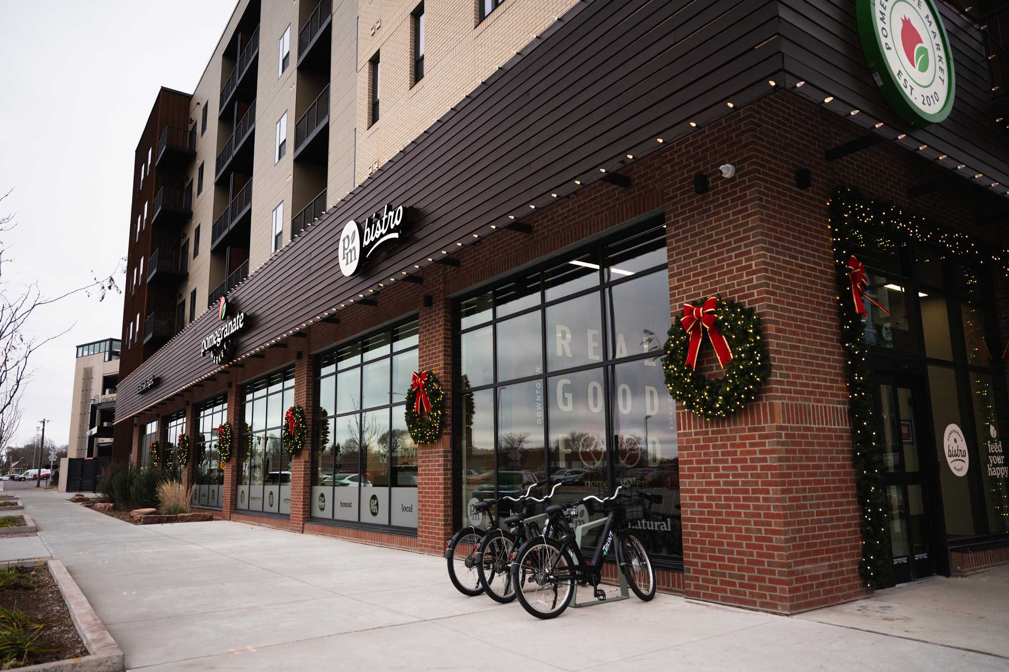 Super Simplified: Baby names, organic groceries